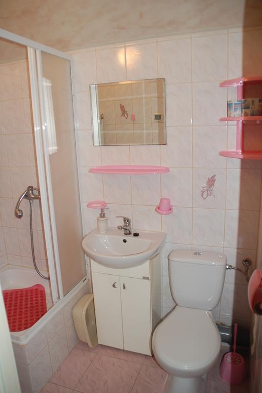 Agroturystyka Pod Swierkami Nadrybie Phòng bức ảnh
